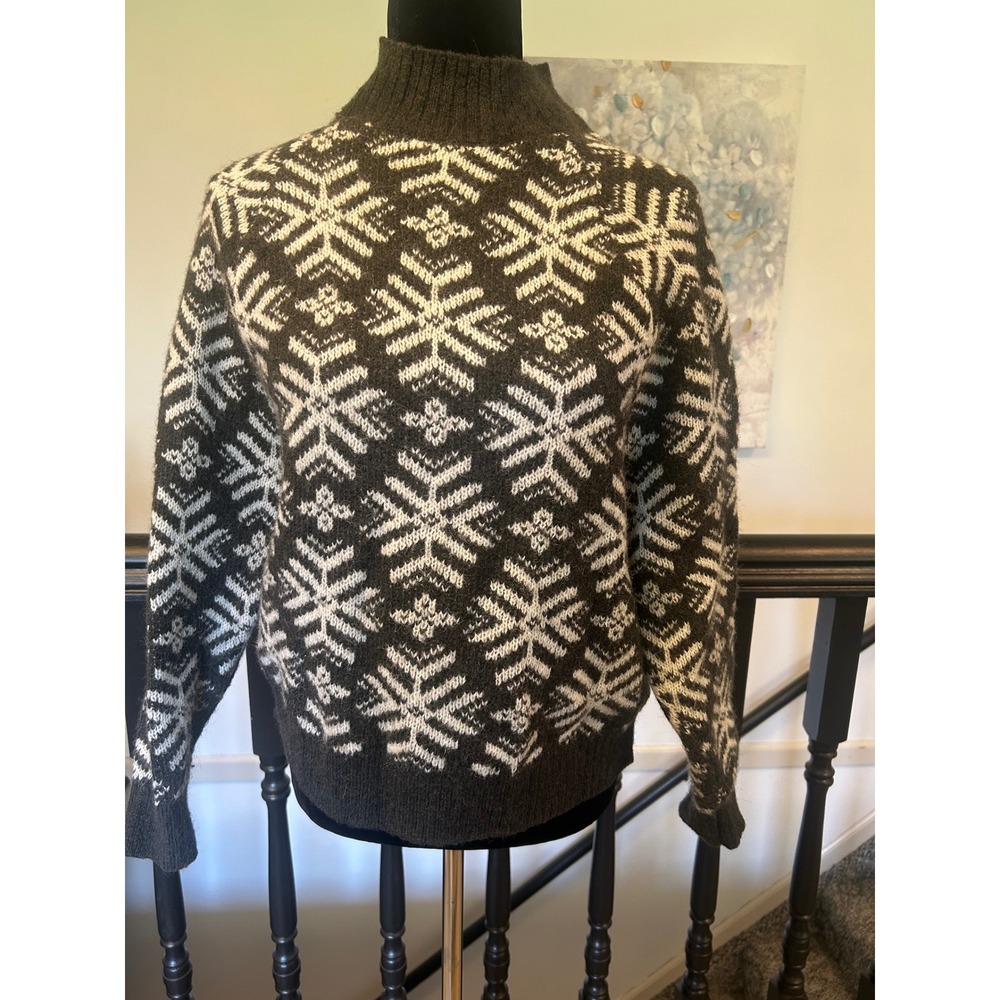 Old Navy Womens Gray White Snowflake Fair Isle Mock Neck Wool Blend Sweater M